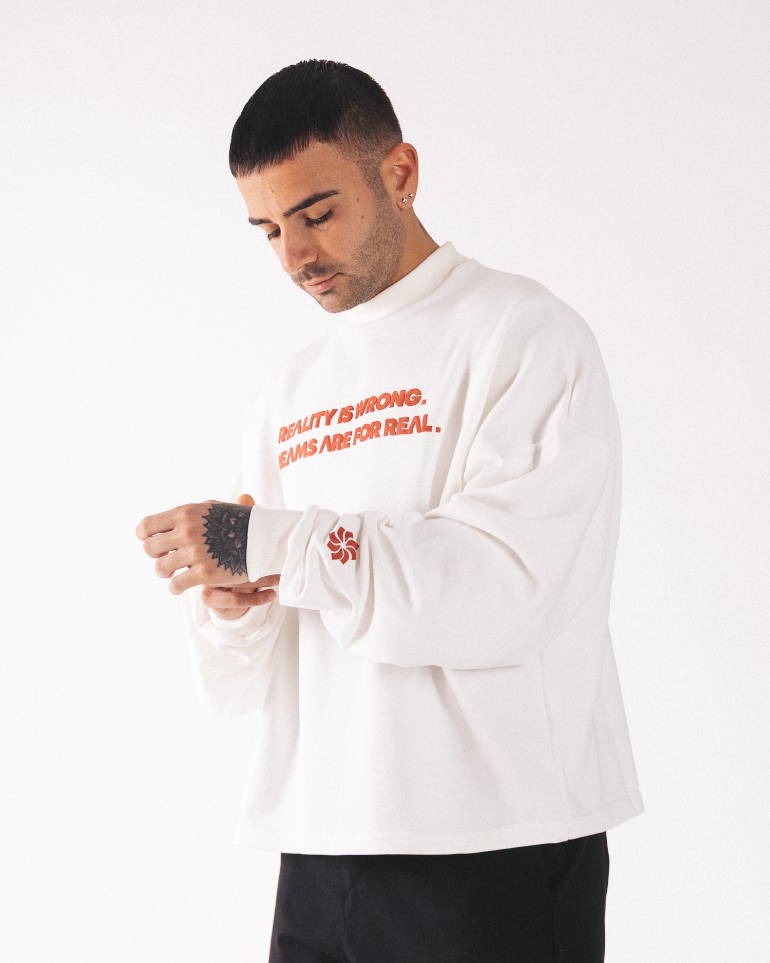 DREAMS CREWNECK CROP WHITE