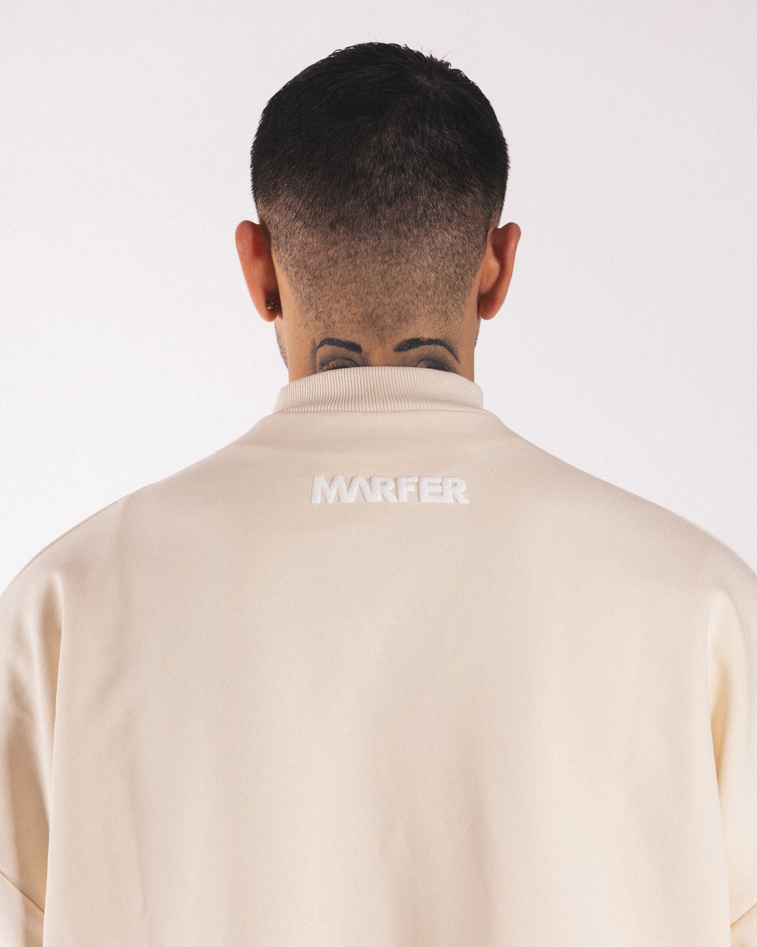 DREAMS CREWNECK CROP CREAM